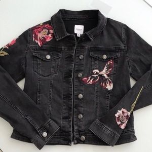 Kensie Black Wash Embroidered Jean Jacket NEW